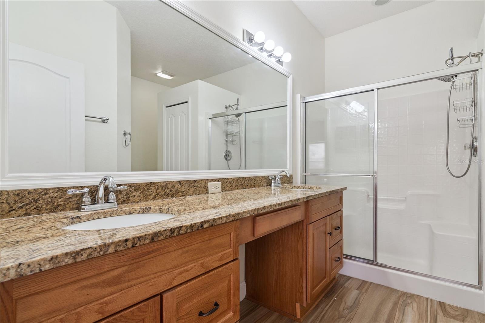 WATERSIDE ESTATES - Residential