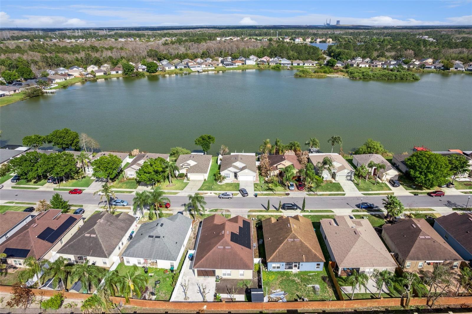 WATERSIDE ESTATES - Residential