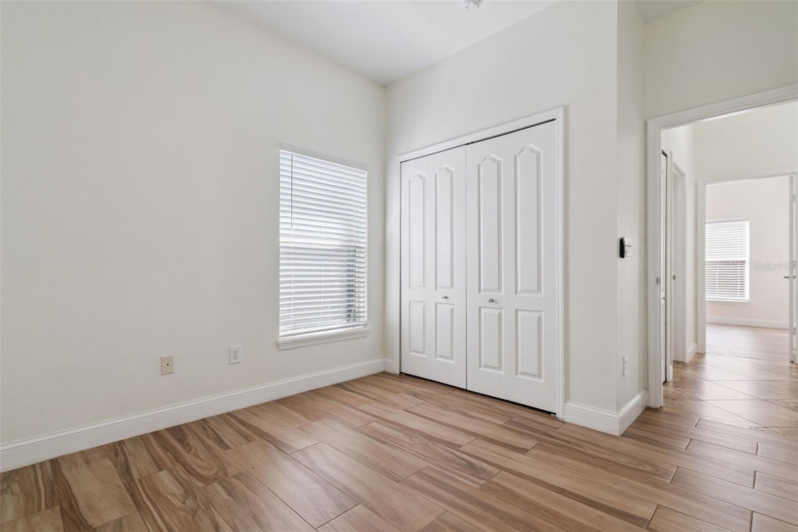 WATERSIDE ESTATES - Residential