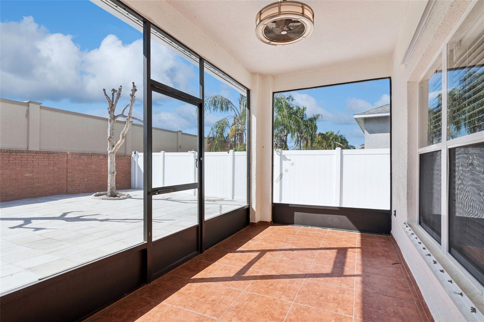 WATERSIDE ESTATES - Residential