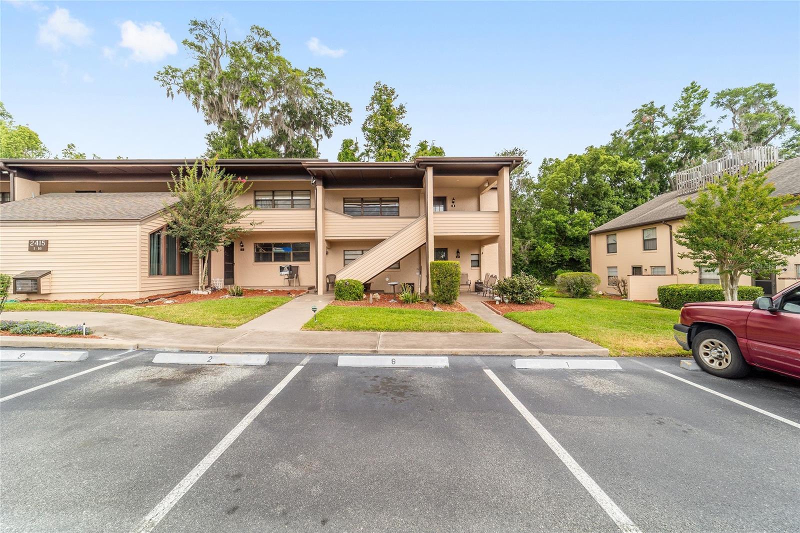 BRETTON WOODS - Residential