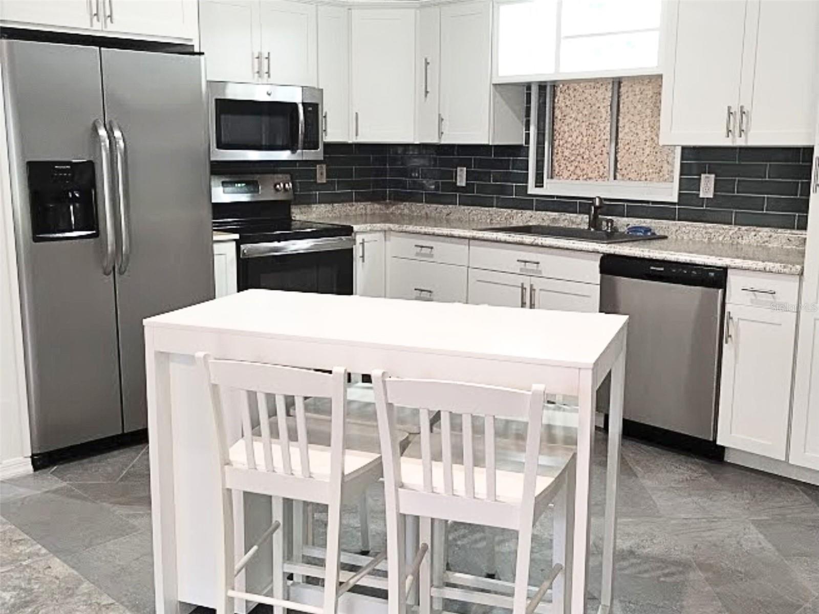 CHERRYWOOD ESTATES - Residential Lease