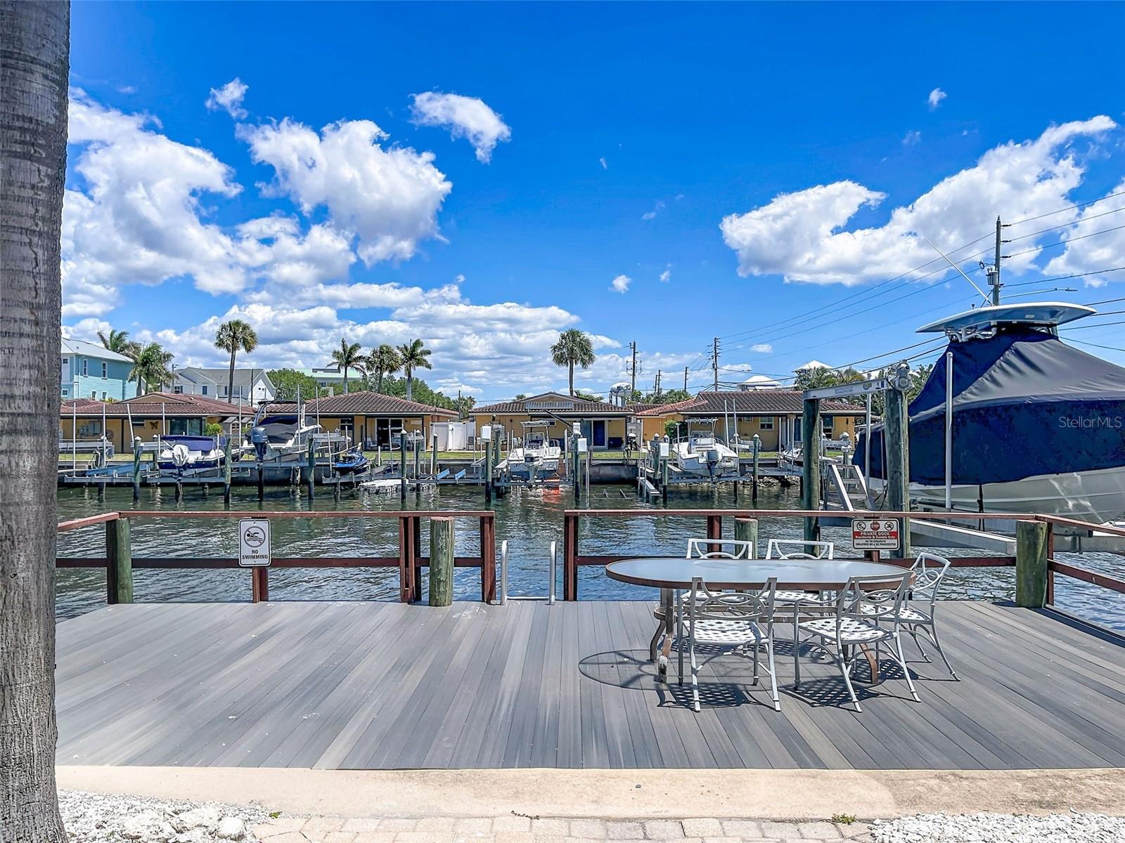 COCONUT VILLAS OF DUNEDIN CONDO - Residential
