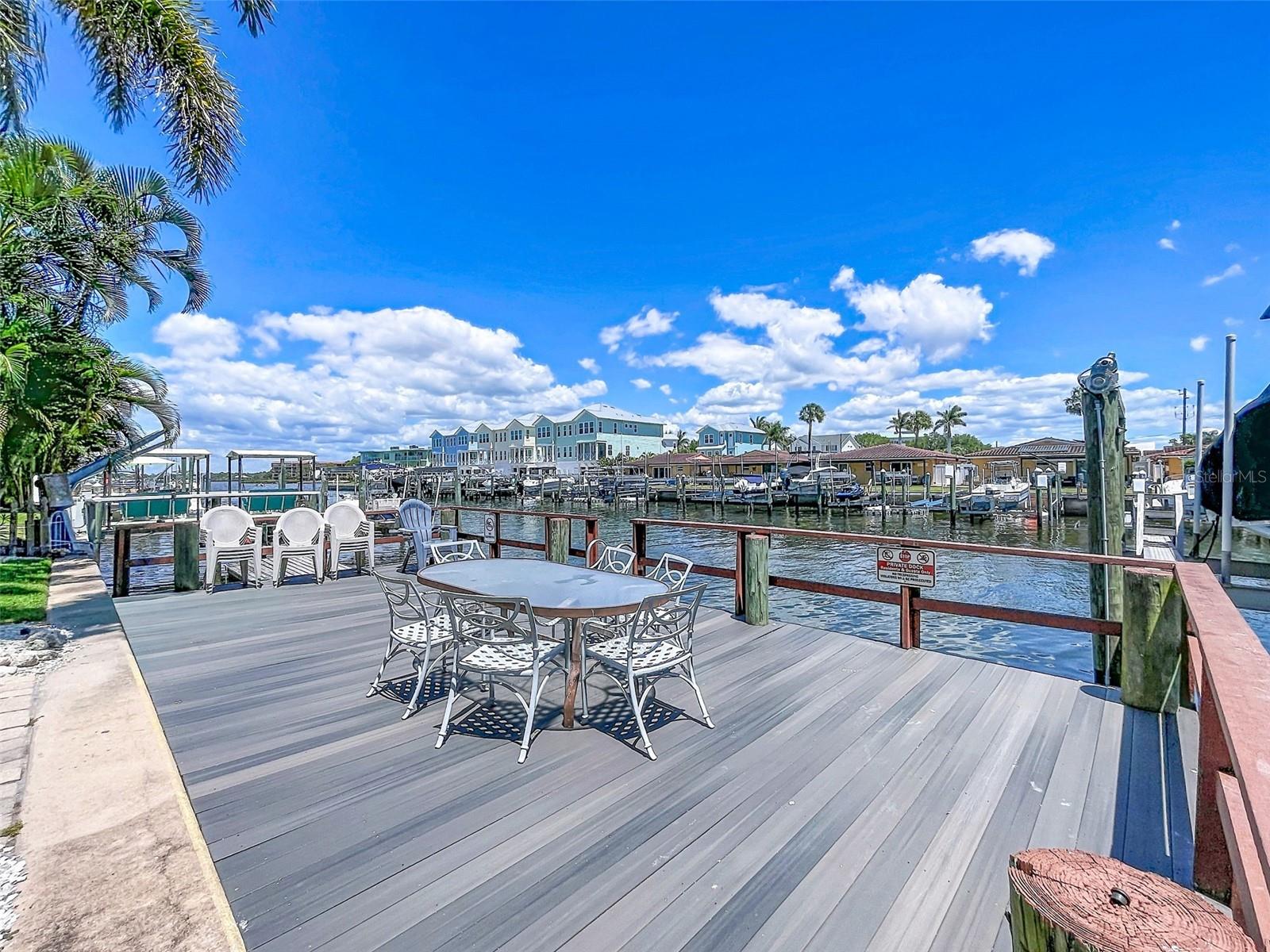 COCONUT VILLAS OF DUNEDIN CONDO - Residential