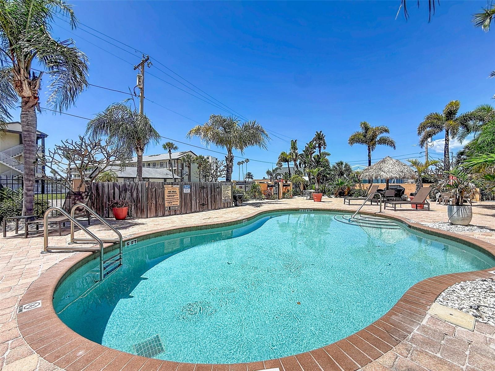 COCONUT VILLAS OF DUNEDIN CONDO - Residential