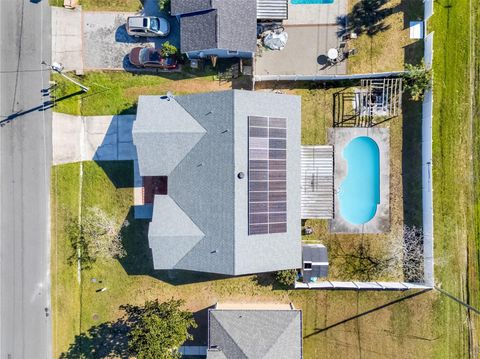 Photo of 105 Dorchester Court, Kissimmee, FL 34758 (MLS # O6374667)