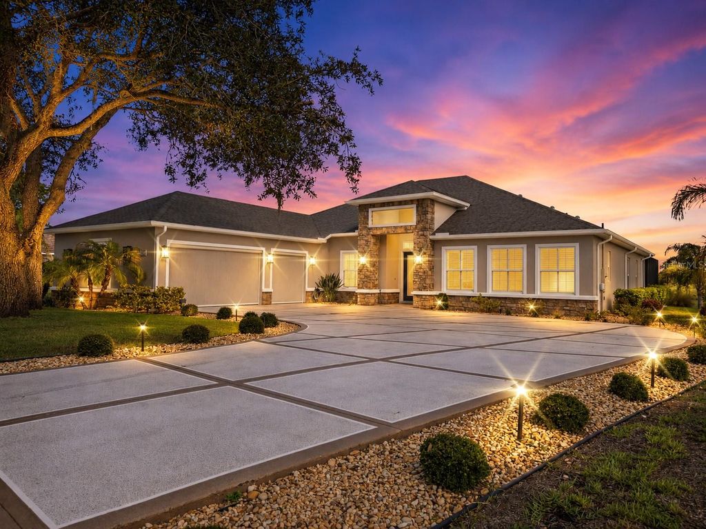 Photo of 9215 Lake Cypress Loop, Weeki Wachee, FL 34613 (MLS # W7887264)