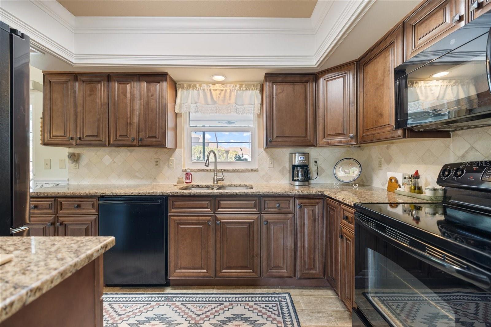 CHESTNUT CREEK LAKES OF - Residential