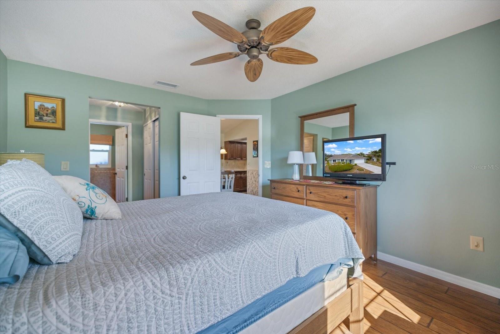 CHESTNUT CREEK LAKES OF - Residential