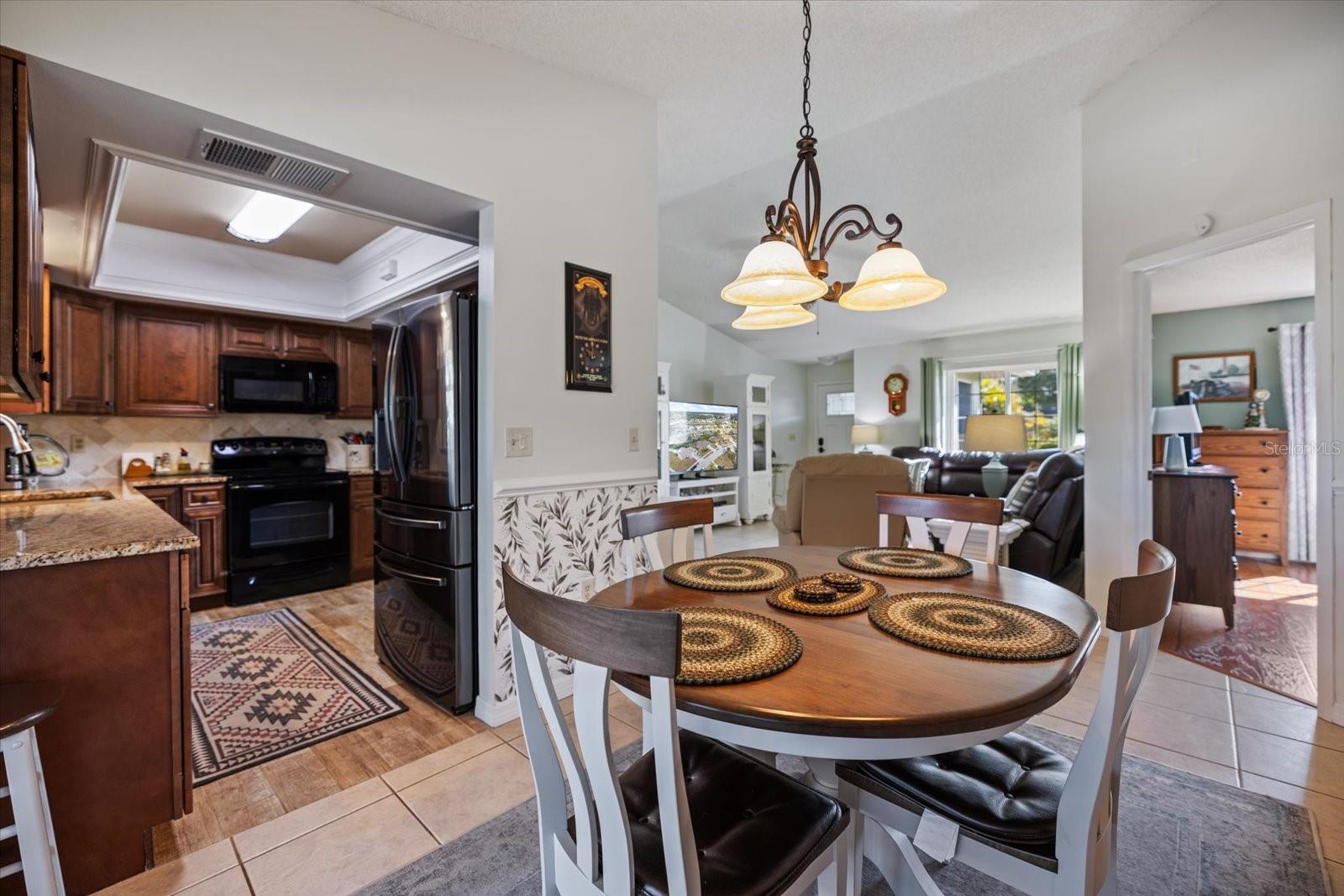 CHESTNUT CREEK LAKES OF - Residential