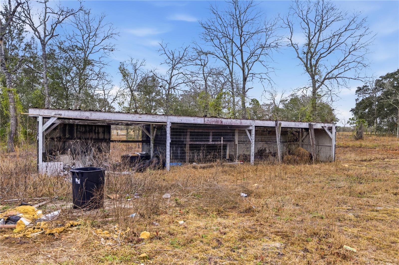 VICTORIA OAKS - Residential