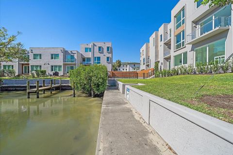 A home in SARASOTA