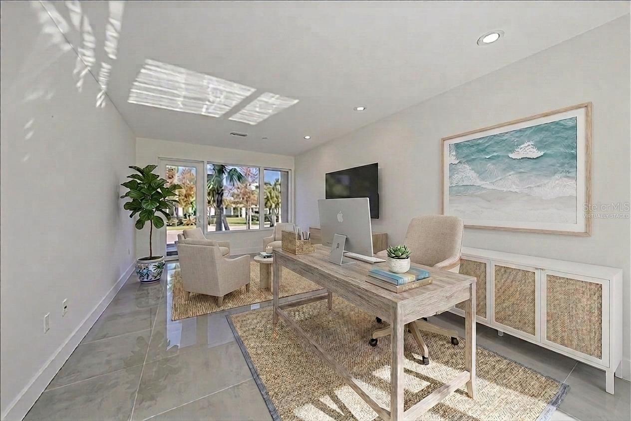 LAUREL ON THE WATER - Residential