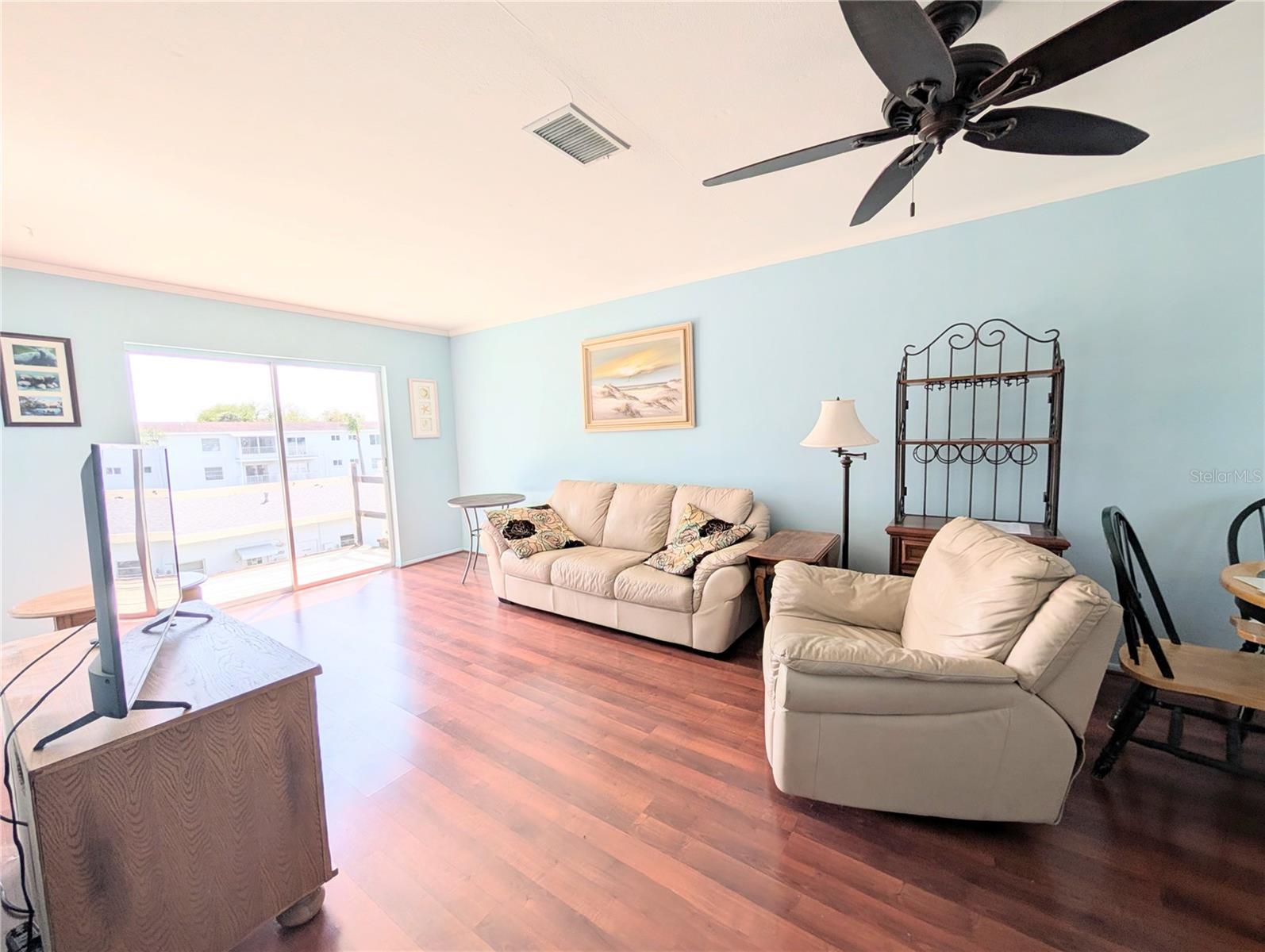 THE FOURTH BAYSHORE - Residential