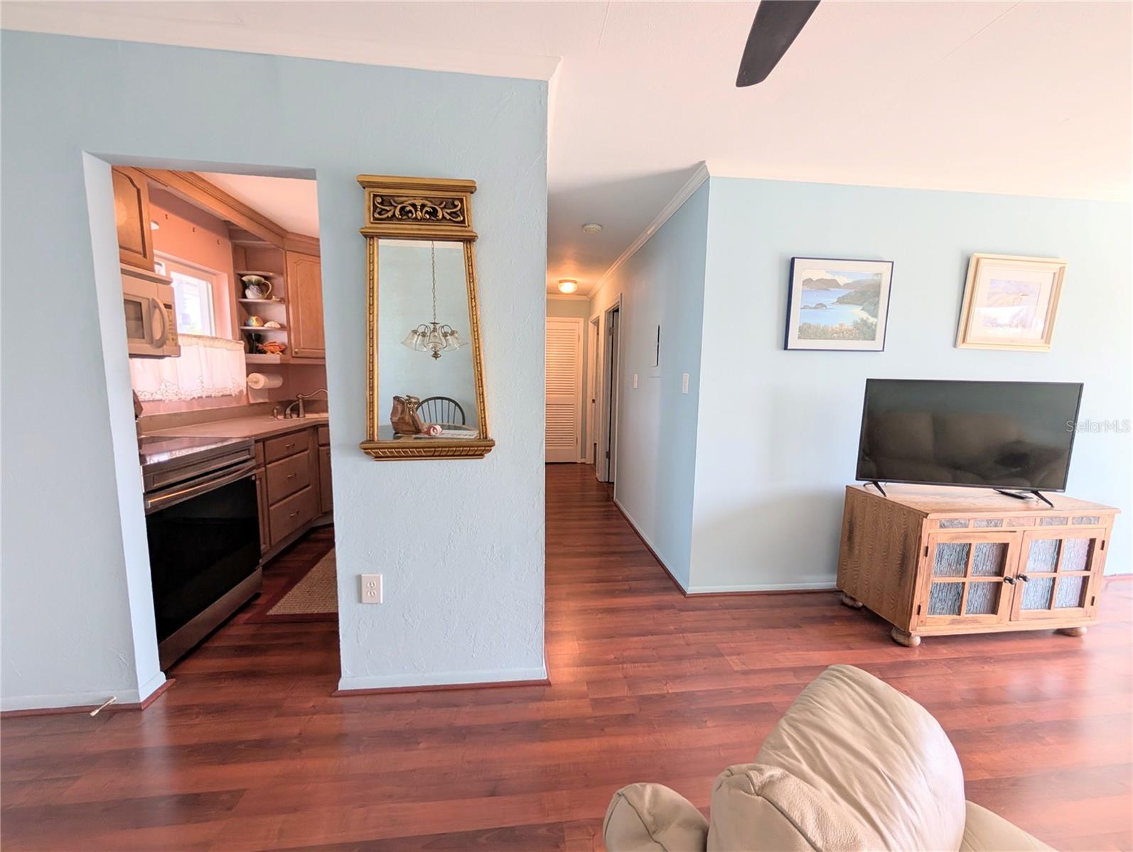 THE FOURTH BAYSHORE - Residential