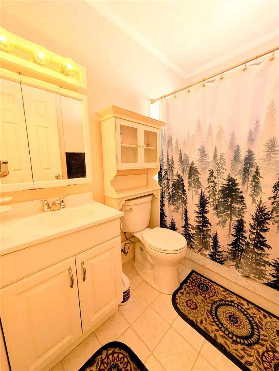 THE FOURTH BAYSHORE - Residential