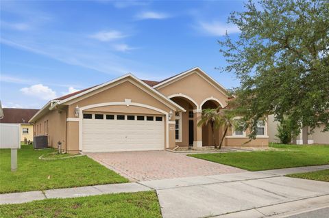Photo of 2901 Sweetspire Circle, Kissimmee, FL 34746 (MLS # O6412898)