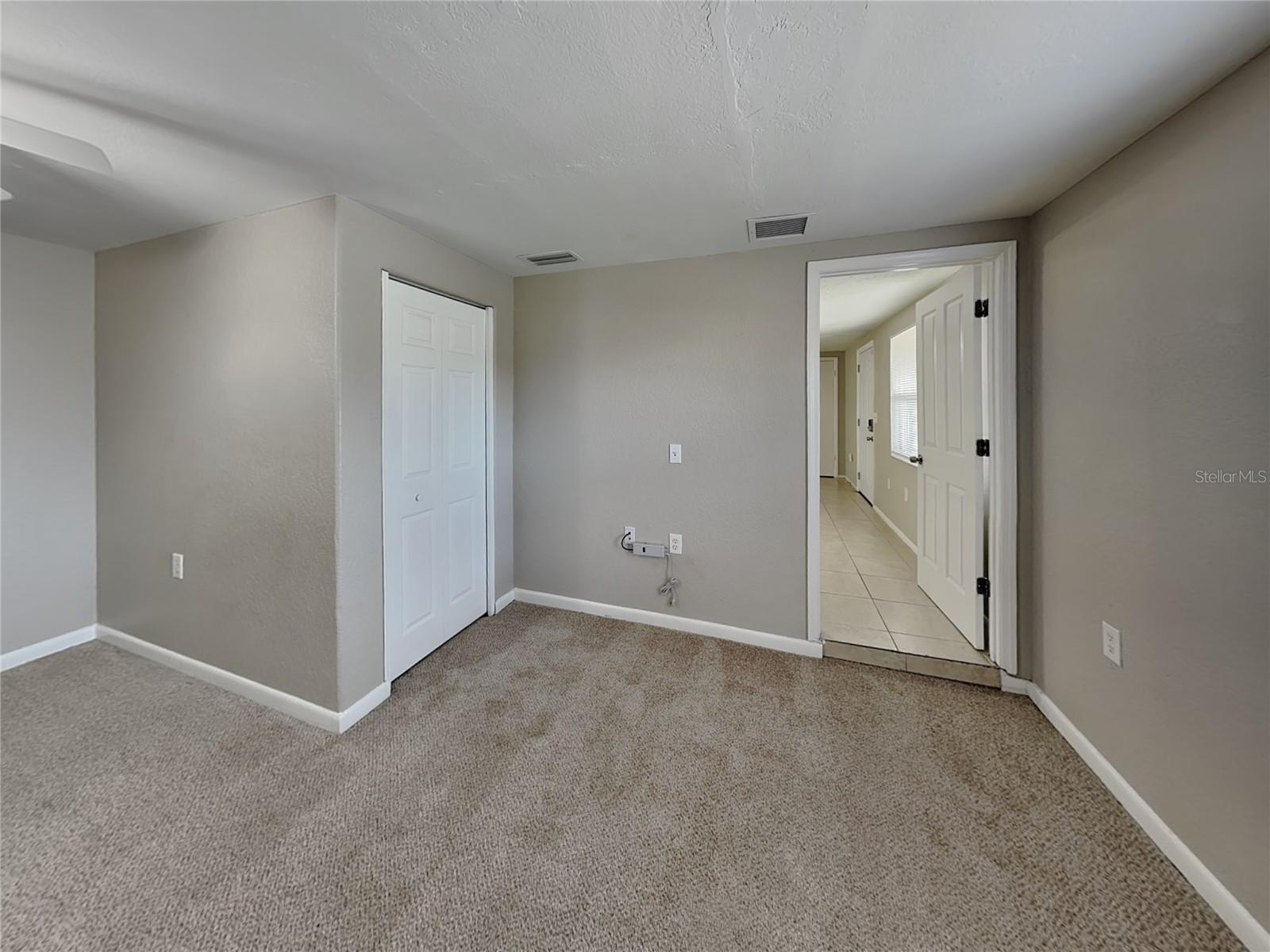 BRENTWOOD ESTATES - Residential Lease