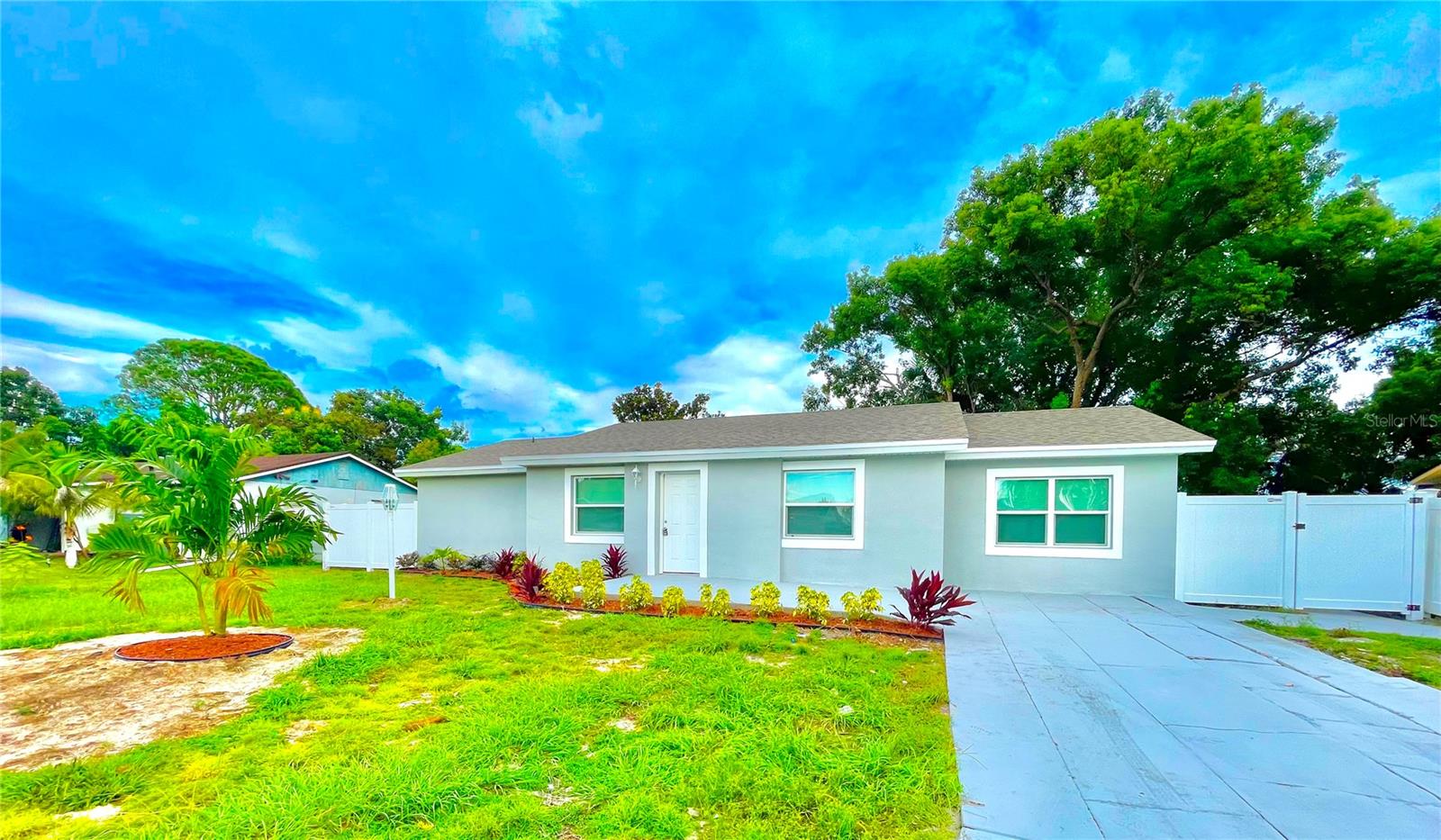 BUENAVENTURA LAKES UNIT 03 - Residential