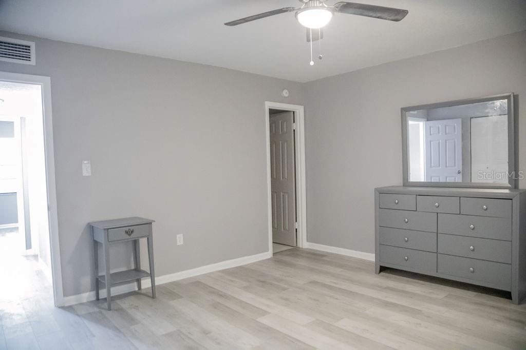 LAKE WALES VILLAGE CONDO - Residential