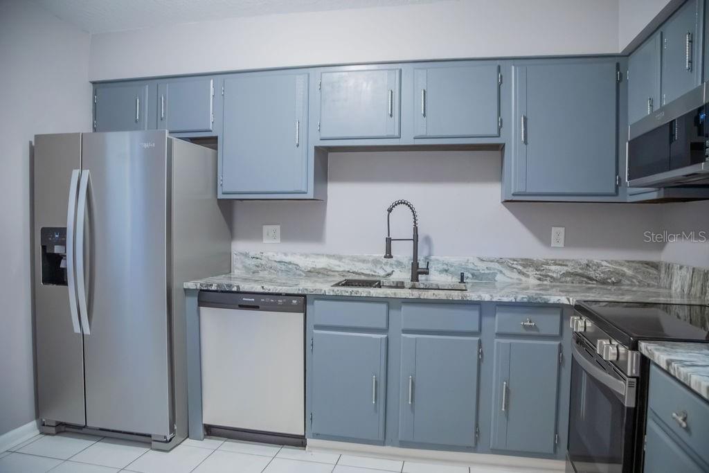 LAKE WALES VILLAGE CONDO - Residential
