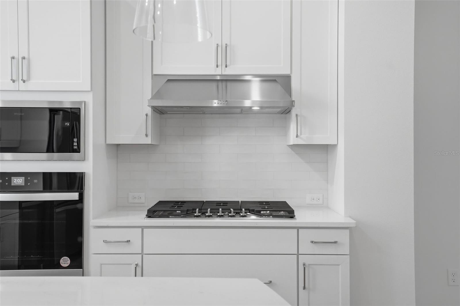 TOWNS AT KENWOOD - Residential Lease