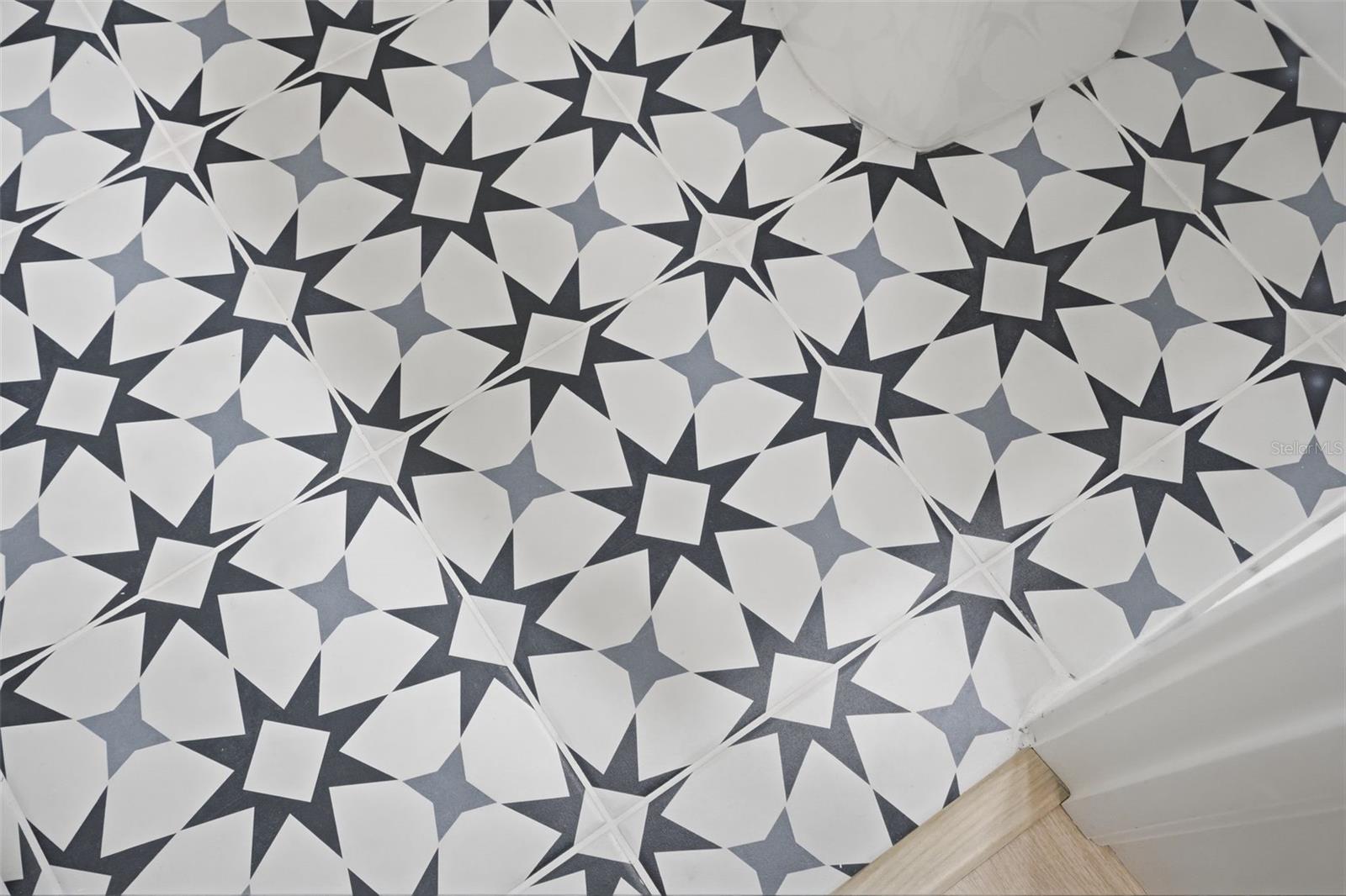 TOWNS AT KENWOOD - Residential Lease