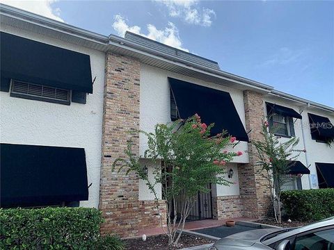 Photo of 120 S Church Avenue #111, Tampa, FL 33609 (MLS # TB8482562)