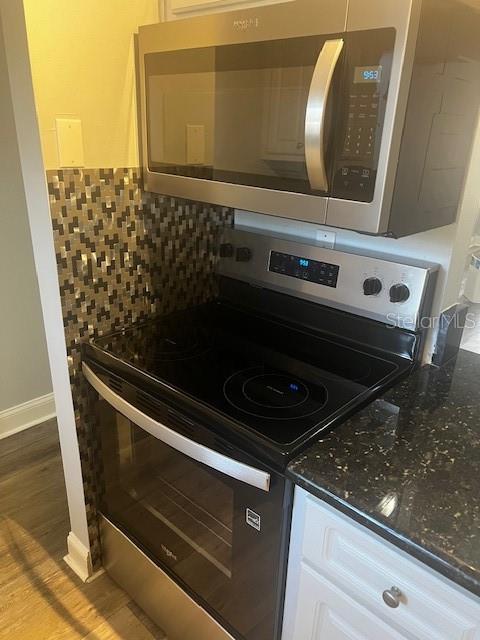 KINGSTON COURT VILLAS - Residential