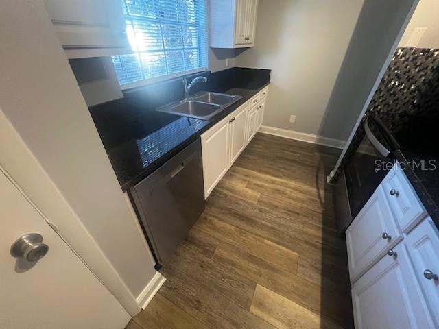 KINGSTON COURT VILLAS - Residential