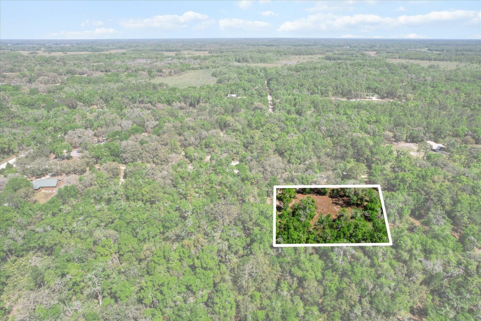 COLONY ESTATES - Land