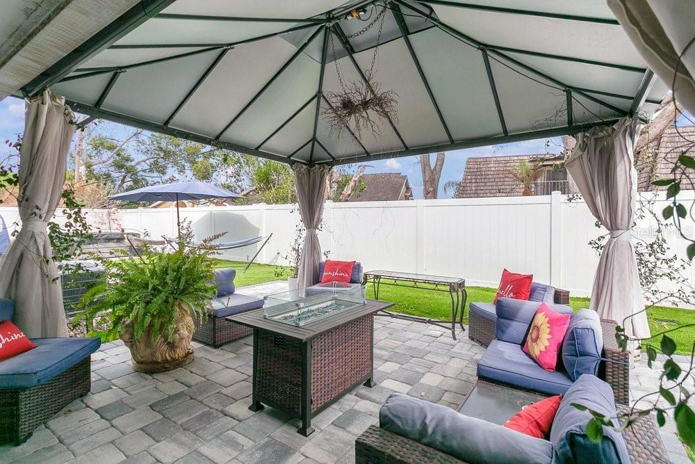 CASA ALOMA - Residential