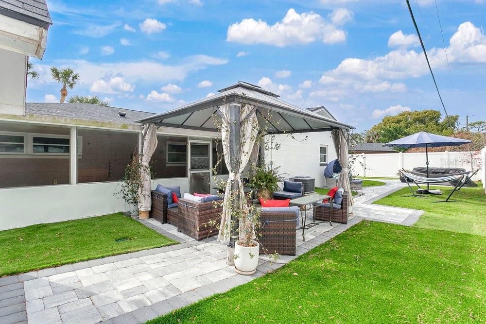 CASA ALOMA - Residential