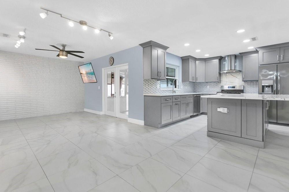 CASA ALOMA - Residential