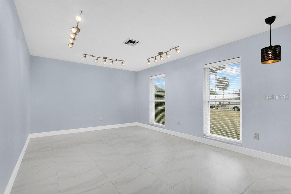 CASA ALOMA - Residential