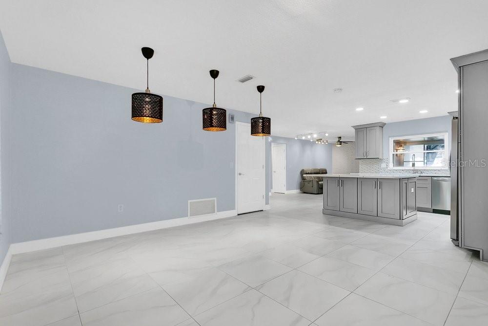 CASA ALOMA - Residential