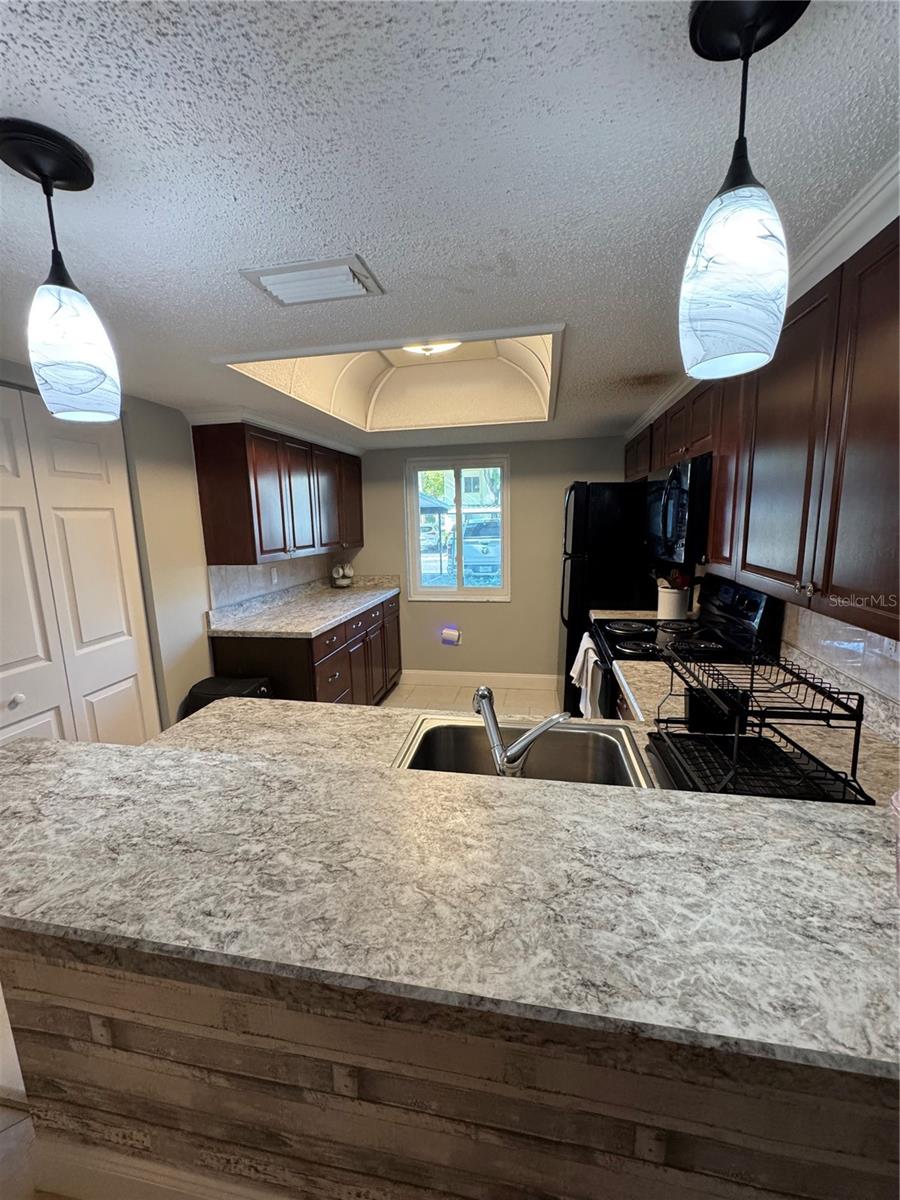 EAST LAKE WOODLANDS CYPRESS ESTATES - Residential Lease