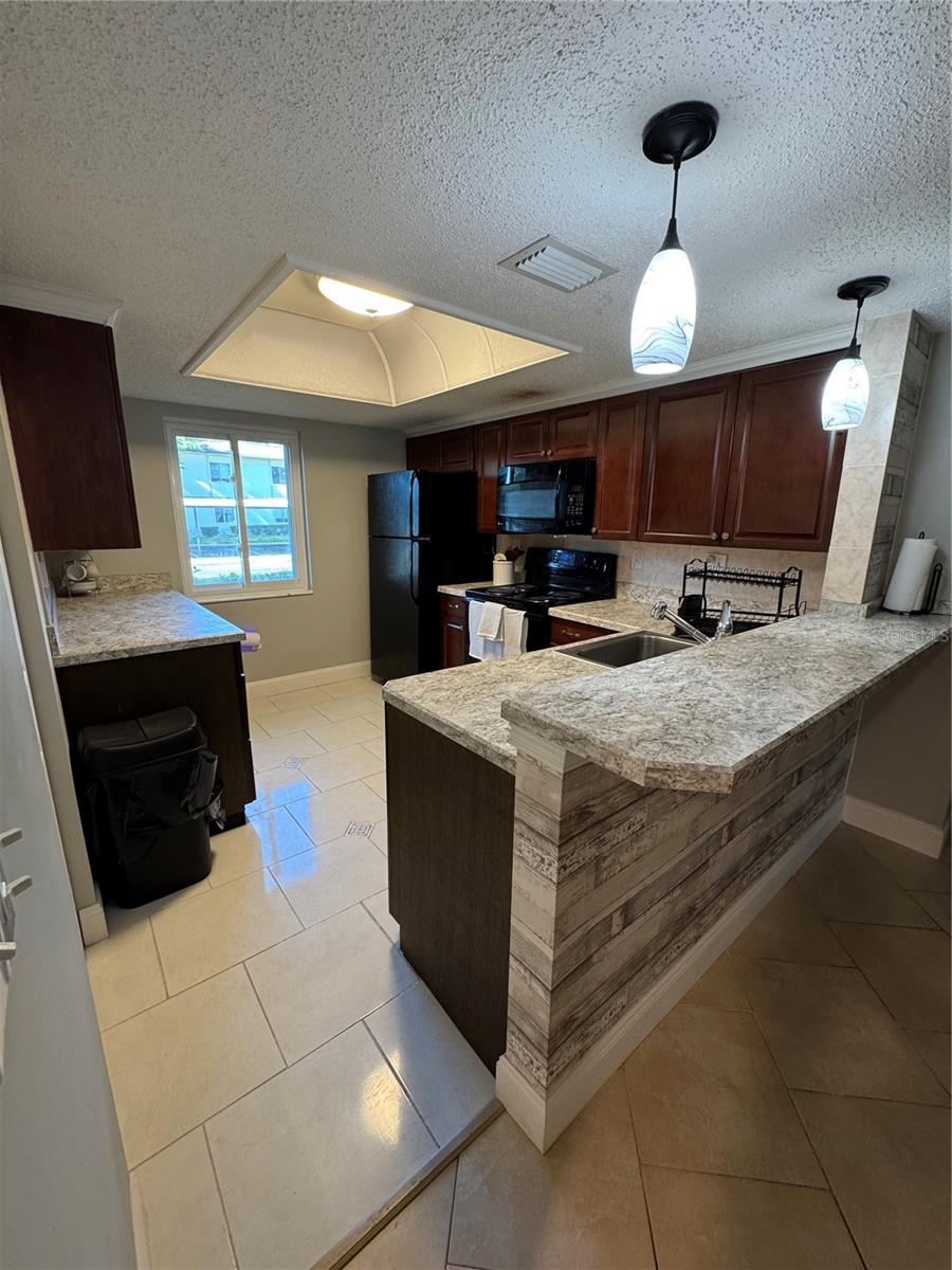 EAST LAKE WOODLANDS CYPRESS ESTATES - Residential Lease