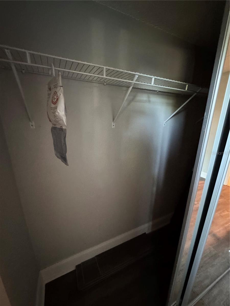 EAST LAKE WOODLANDS CYPRESS ESTATES - Residential Lease