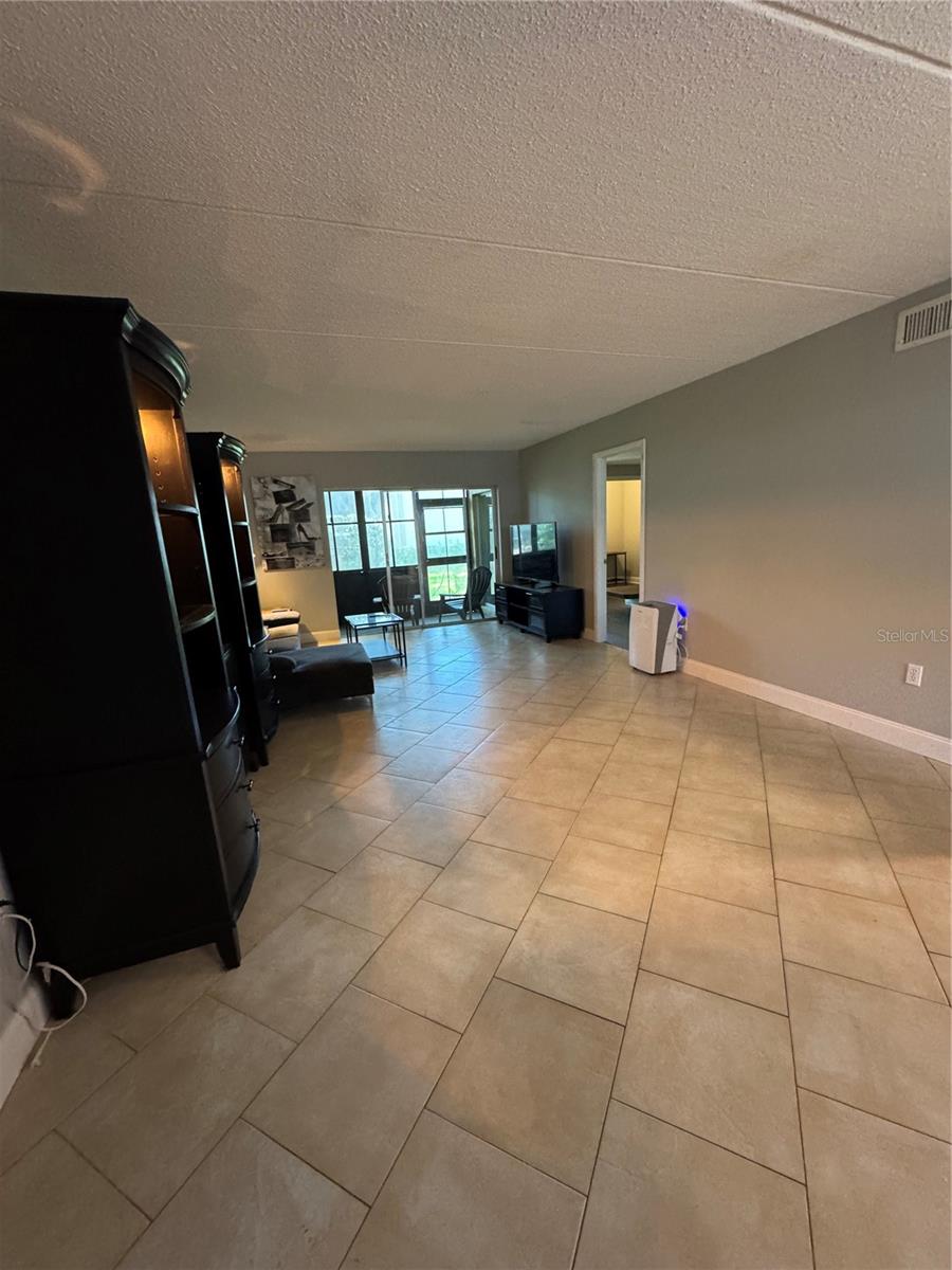 EAST LAKE WOODLANDS CYPRESS ESTATES - Residential Lease