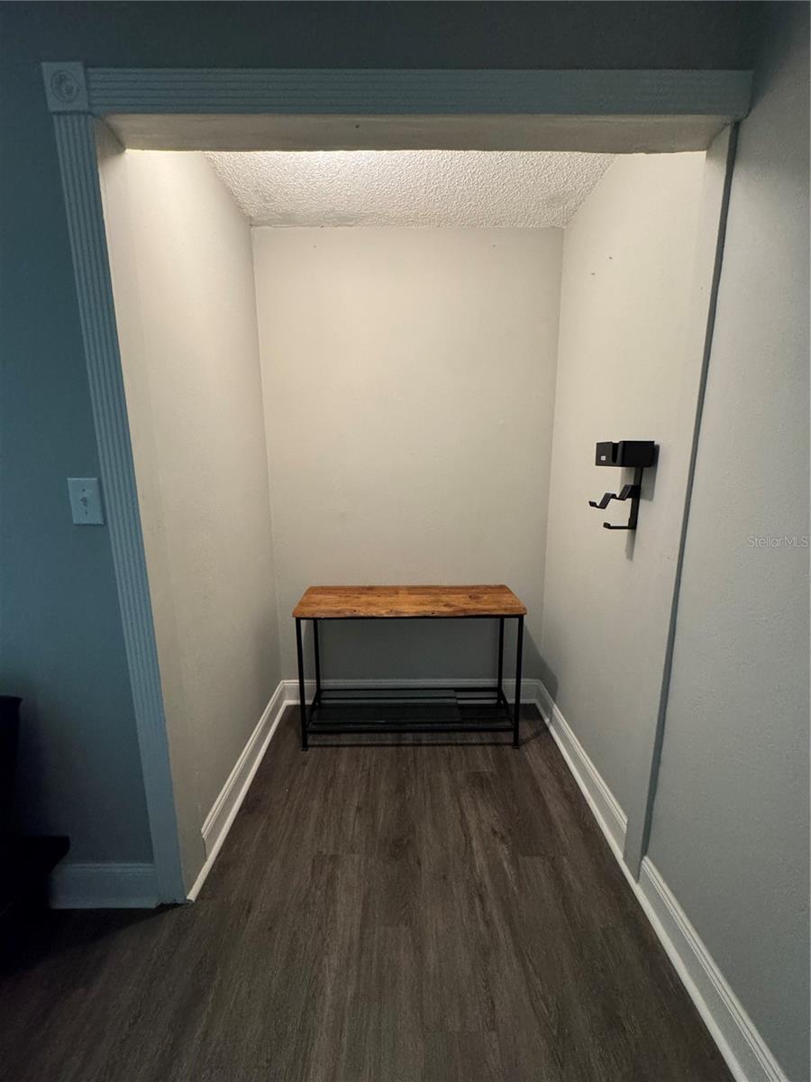 EAST LAKE WOODLANDS CYPRESS ESTATES - Residential Lease