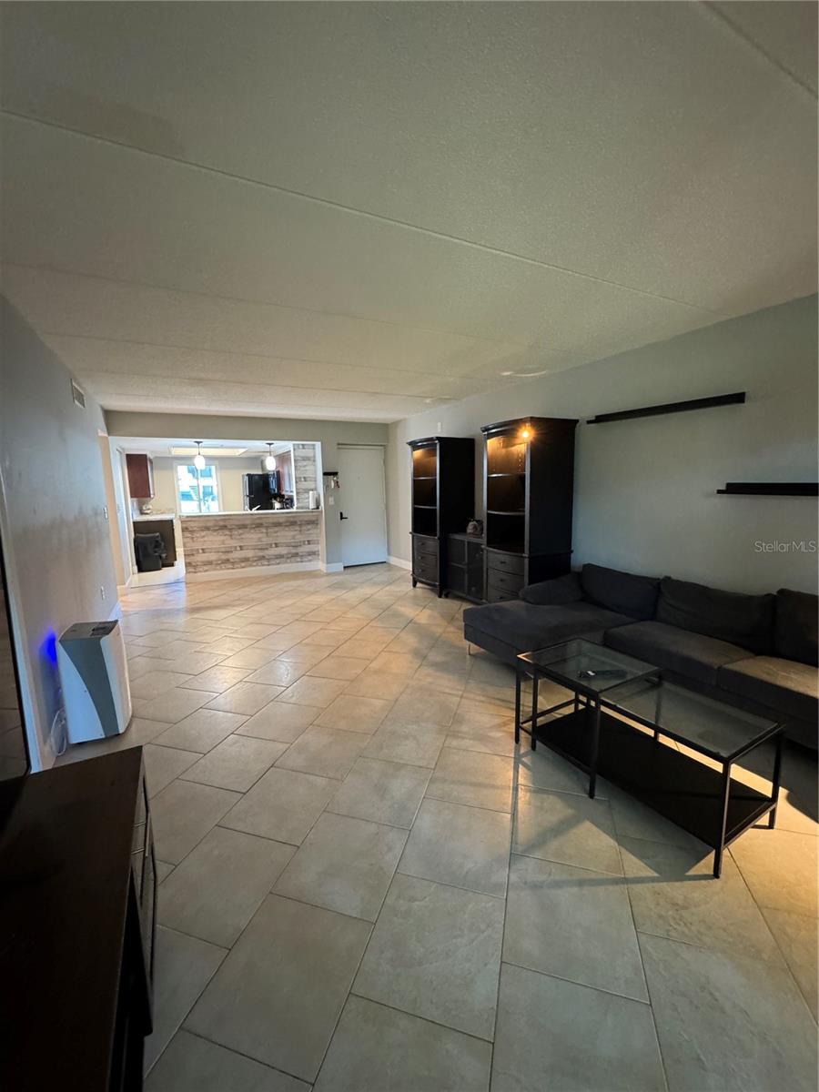 EAST LAKE WOODLANDS CYPRESS ESTATES - Residential Lease