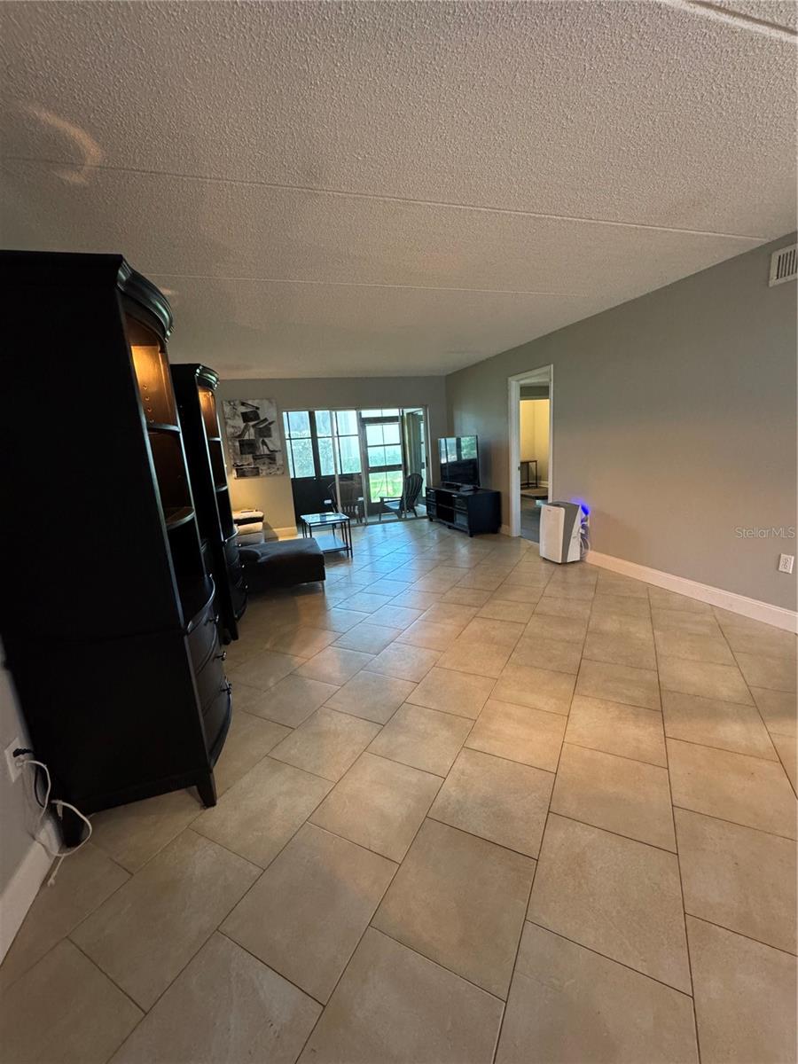 EAST LAKE WOODLANDS CYPRESS ESTATES - Residential Lease