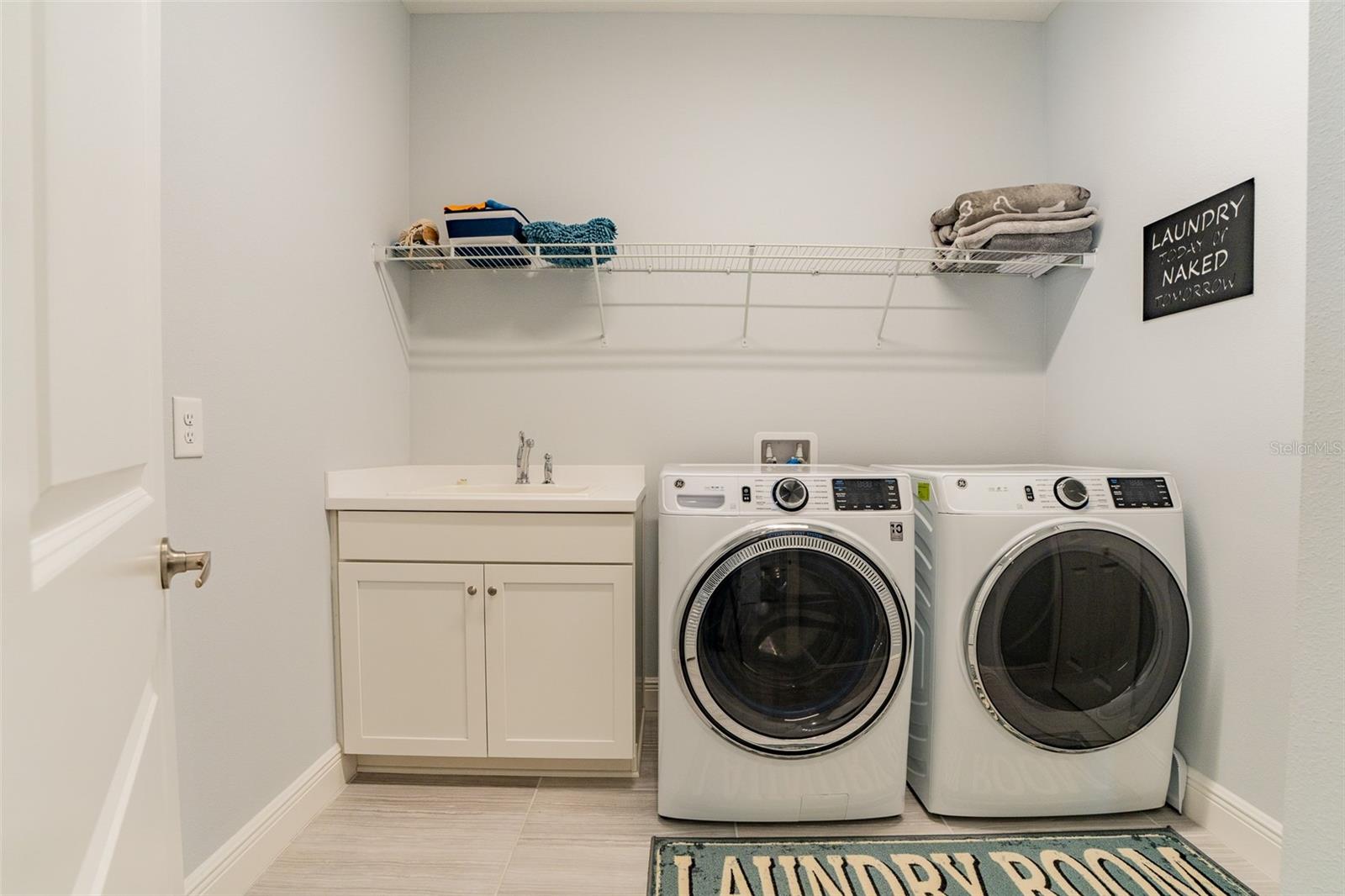 GRAND PALM PH 2B - Residential