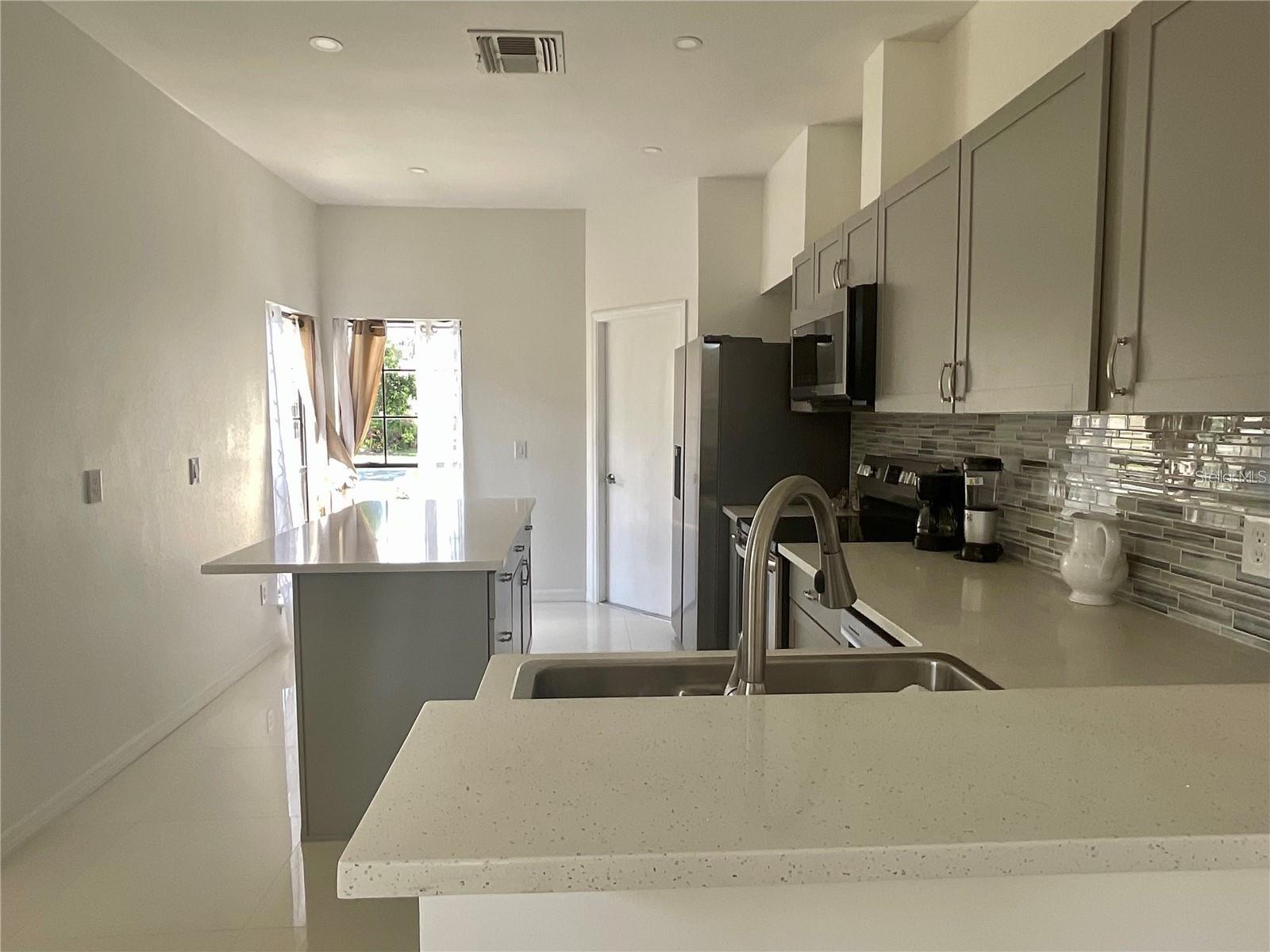 CONCORD WOODS VILLAGE SEC 1 - Residential Lease