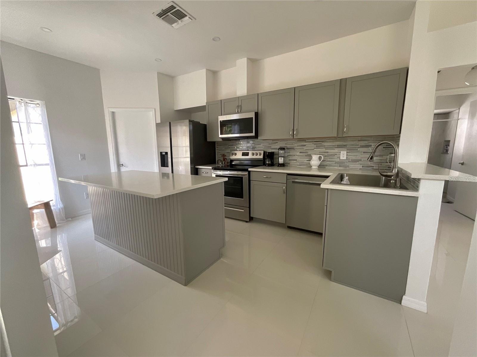 CONCORD WOODS VILLAGE SEC 1 - Residential Lease