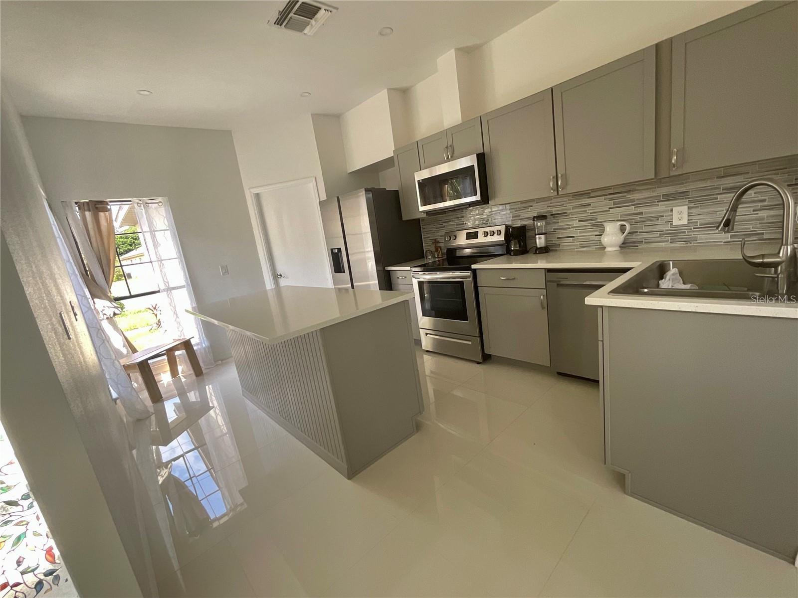 CONCORD WOODS VILLAGE SEC 1 - Residential Lease