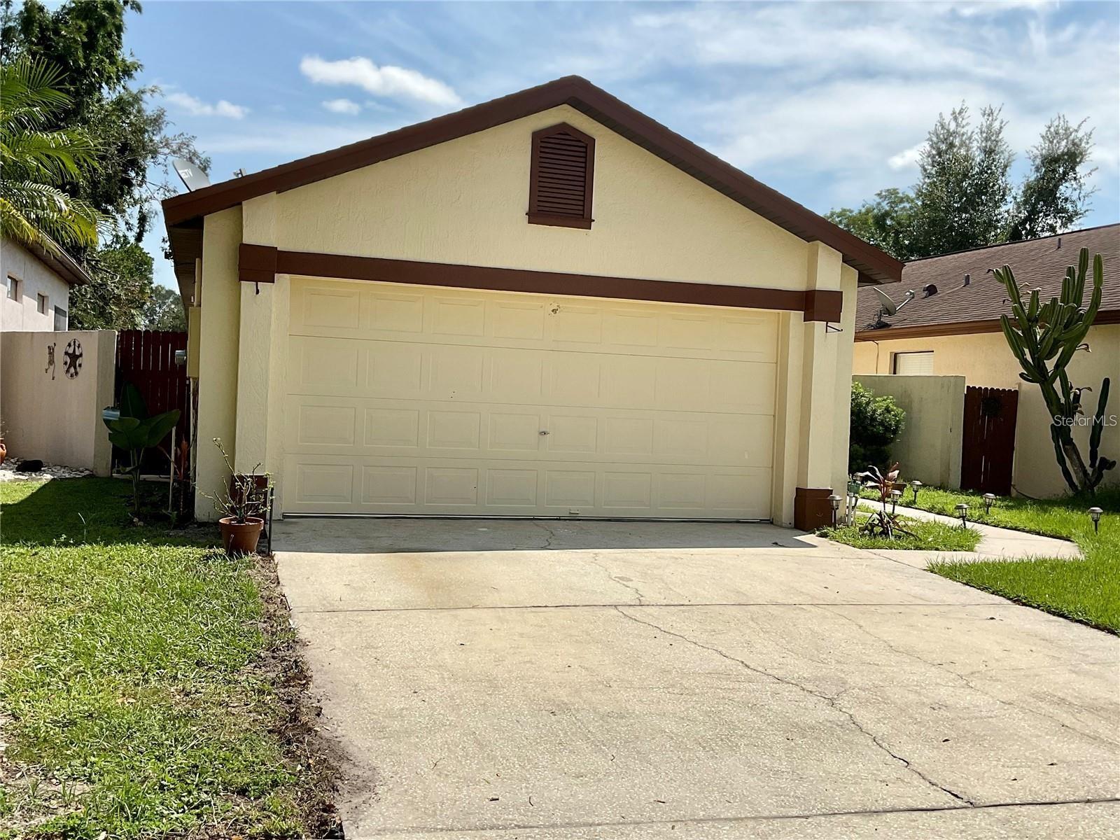 CONCORD WOODS VILLAGE SEC 1 - Residential Lease