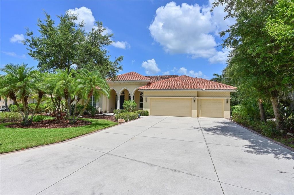 Photo of 10622 Conch Shell Terrace, Bradenton, FL 34212 (MLS # A4695478)