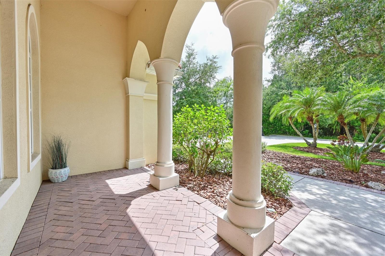 WATERLEFE GOLF & RIVER CLUB - Residential